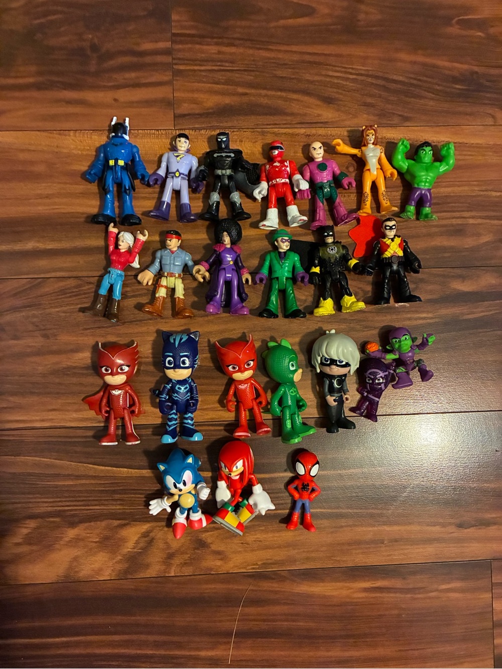 Mixed Kids Action Figure Bundle - Assorted Colors